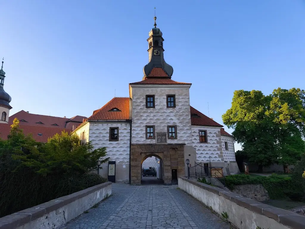 Castle in Kostelec nad Černými Lesy_Kostelec nad Černými Lesy_slider_image_3