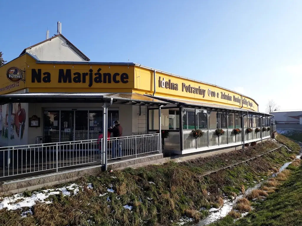 David Hřivna_Jídelna na Marjánce_Kostelec nad Labem_review