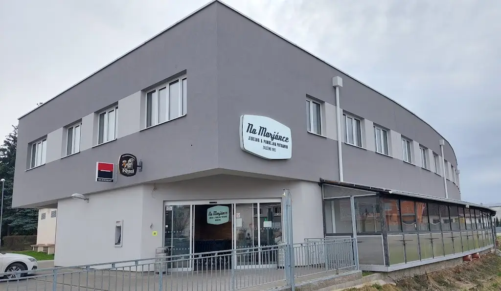 Jídelna na Marjánce_Kostelec nad Labem_slider_image_3