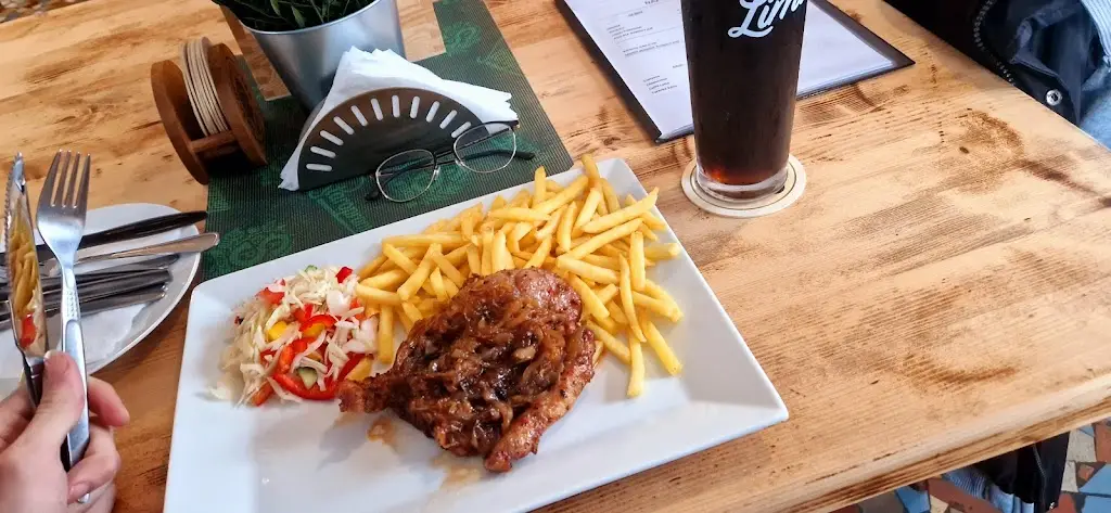 Ivan Fal_Kloby’s Restaurant_Kostelec nad Labem_review