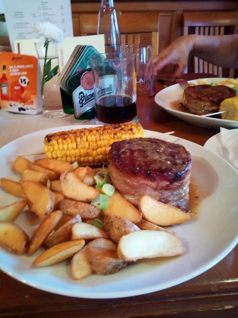 Menu_Restaurace Zlatá Hvězda_Okres Písek_image_1