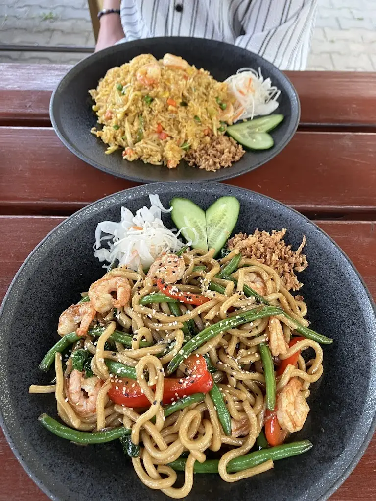 Denisa Štemberová_Restaurace SuMi_Luštěnice_review