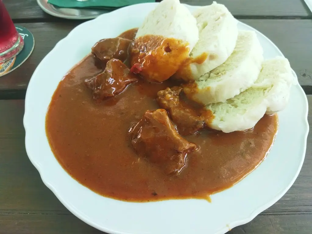 Restaurace Černý Orel_Luštěnice_slider_image_2