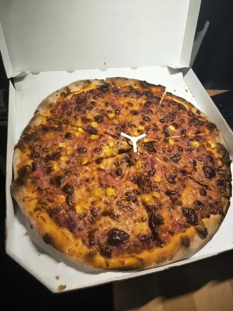 Pizza Cipollita_Libčice nad Vltavou_slider_image_2
