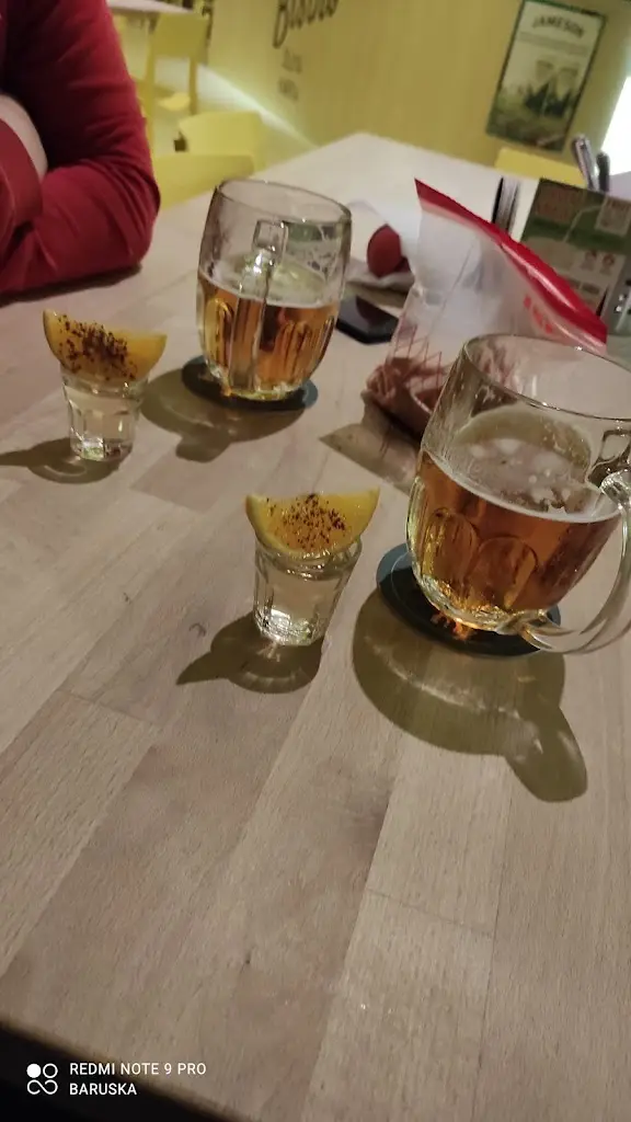 Menu_Bistro Žlutá karta_Líbeznice_immagine_4