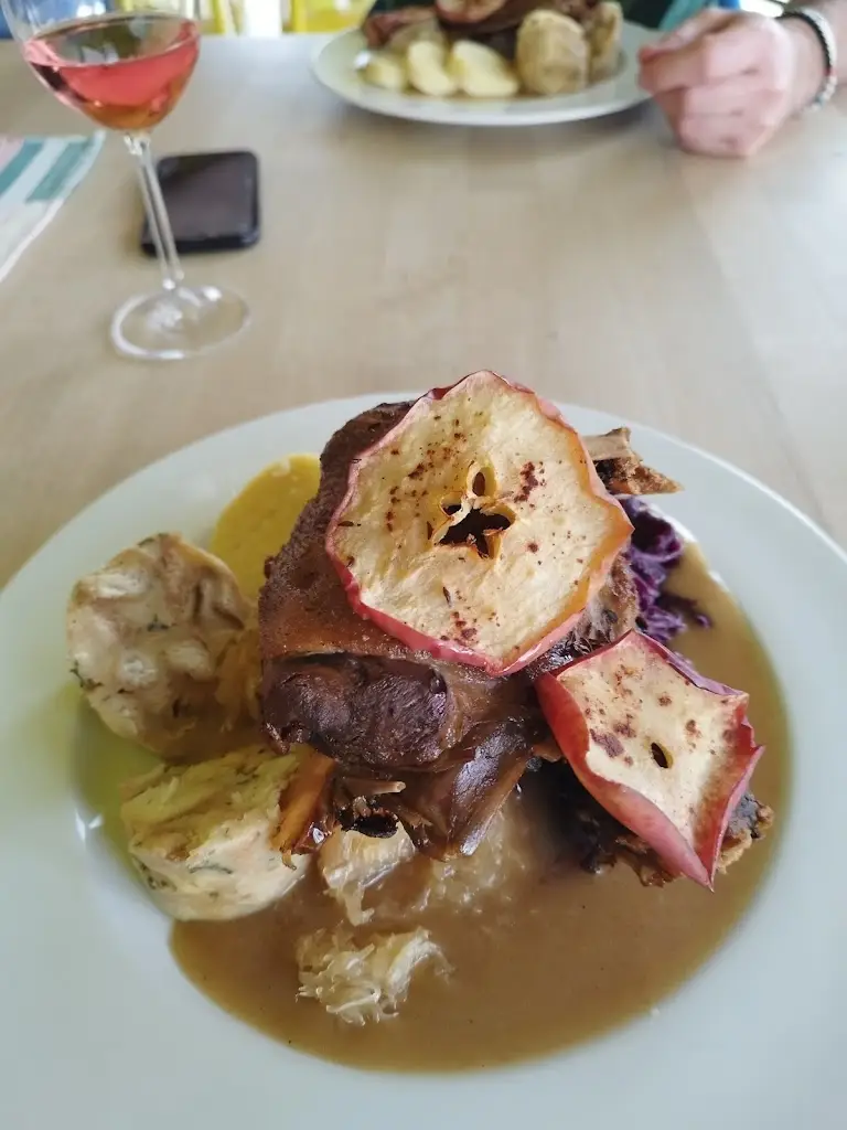 Bistro Žlutá karta_Líbeznice_slider_image_2