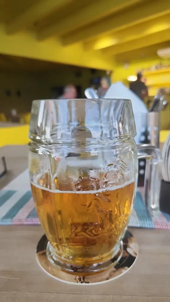 Bistro Žlutá karta_Líbeznice_slider_image_3