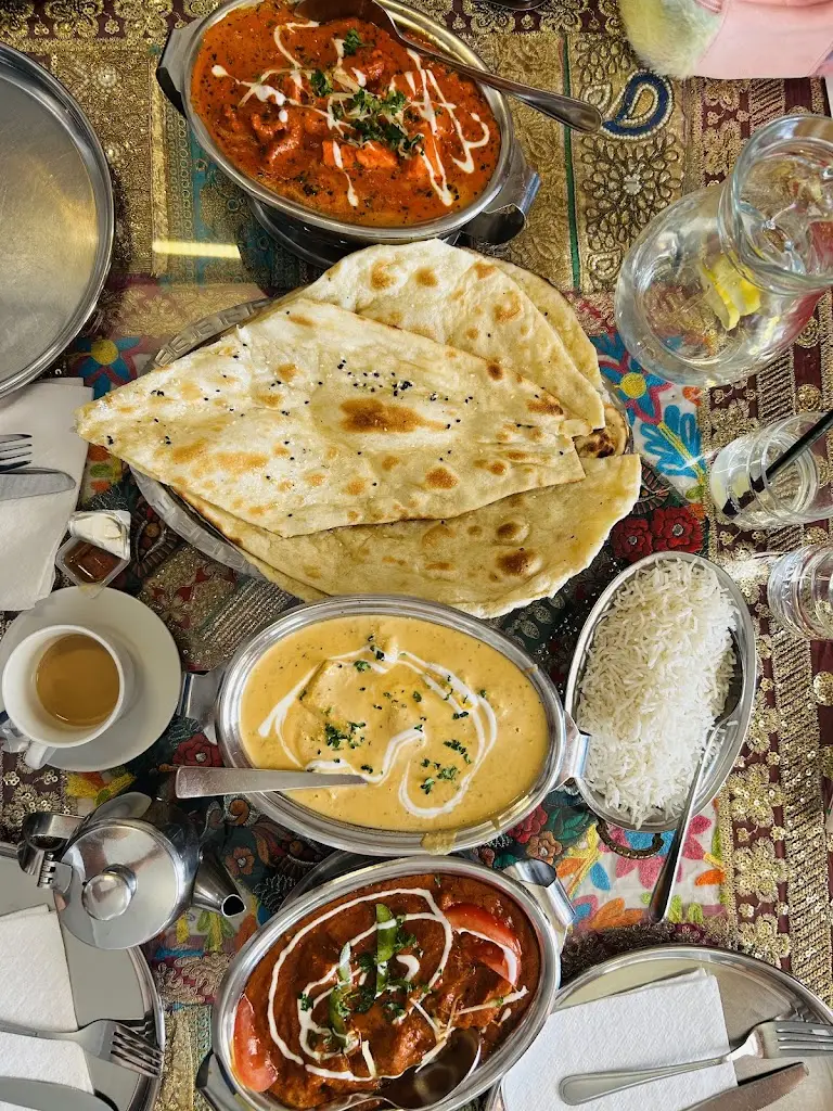 Jessie V. B._Indická restaurace Tandoor_Okres Tábor_review