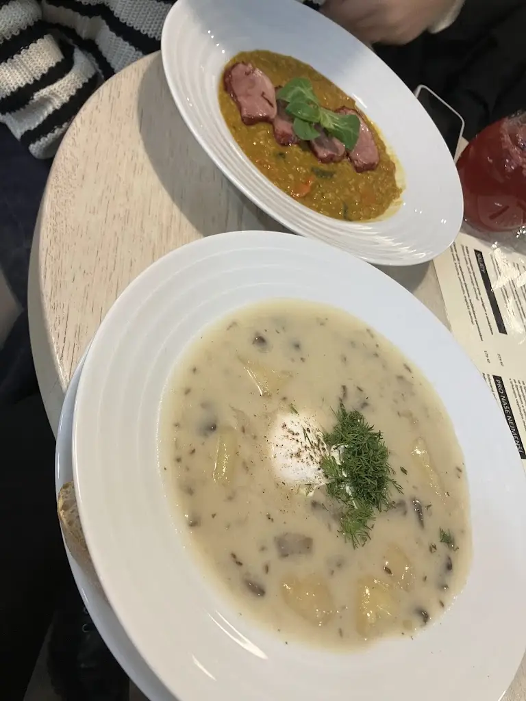 van tiep Nguyen_Café Libeznice_Líbeznice_review