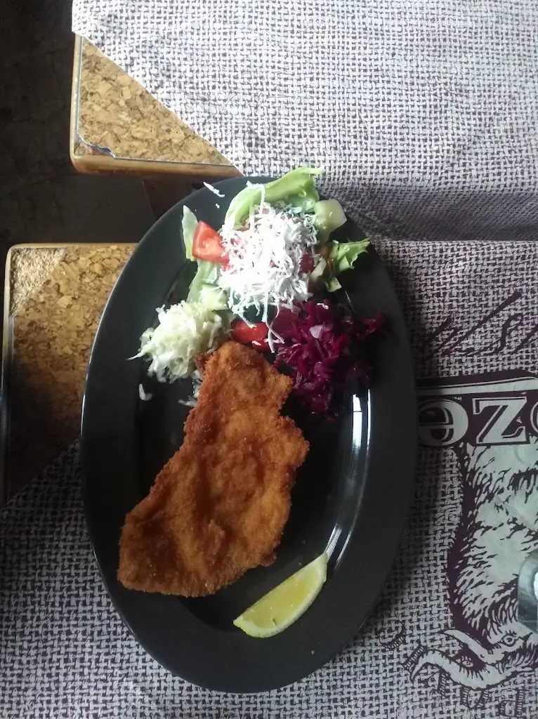 Jana Mulacova_Hostinec na Patříně_Loučeň_review