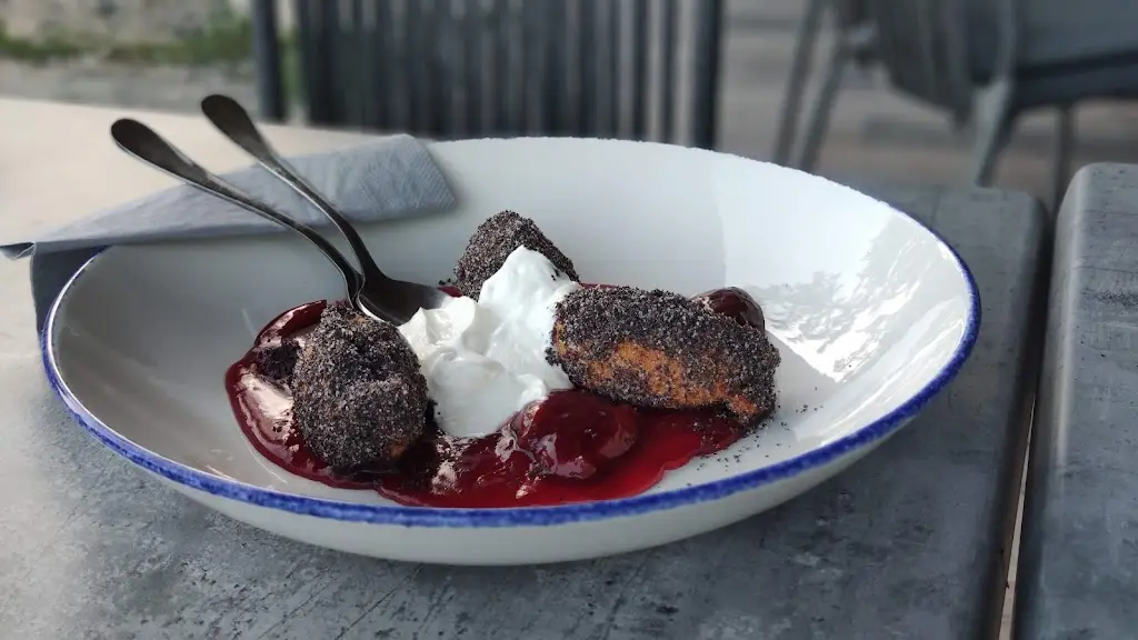 Menu_Hotelová restaurace Maxmilian_Loučeň_image_3