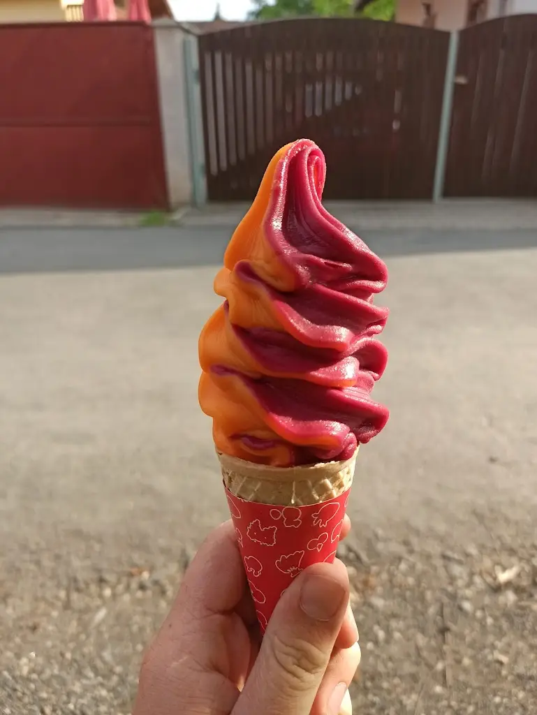 Menu_Zmrzlinový ráj Krédo_Loučeň_image_4