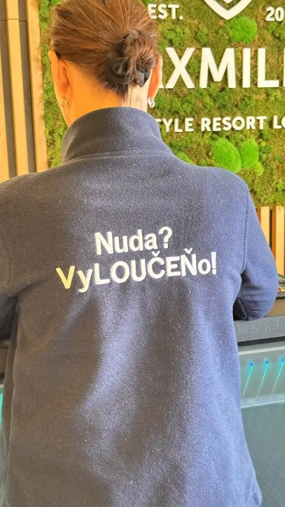 Standa Wlk_Chateau Loucen Garden Retreat_Loučeň_review