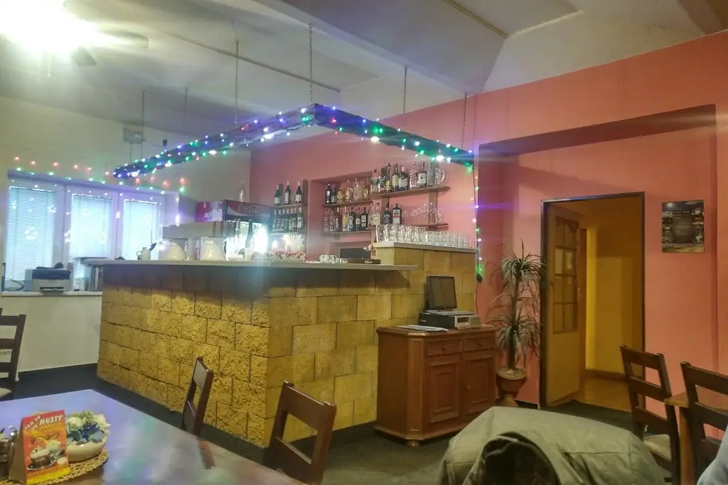 Restaurace Konírna_Městec Králové_slider_image_1