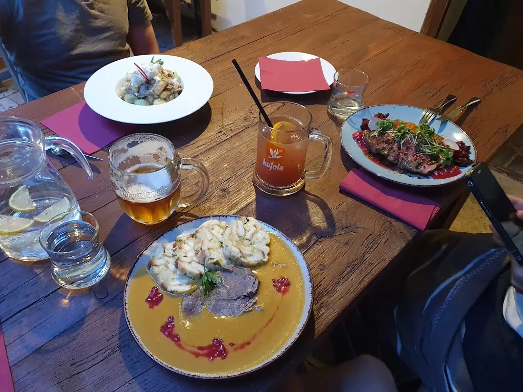 Phillip Stevenson_Restaurace Na Hradbách_Mělník_review