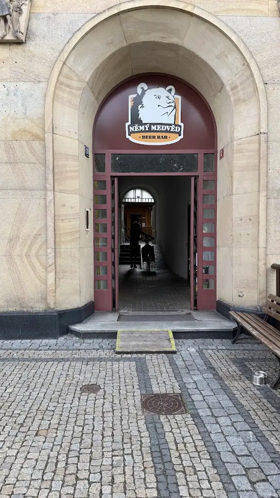 Peter Kusch_Němý Medvěd - Microbrewery & Beer Bar_Mělník_review