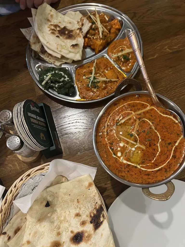 OJAYROOM오제이룸_Indická restaurace Tábor - Gateway of India_Okres Tábor_review
