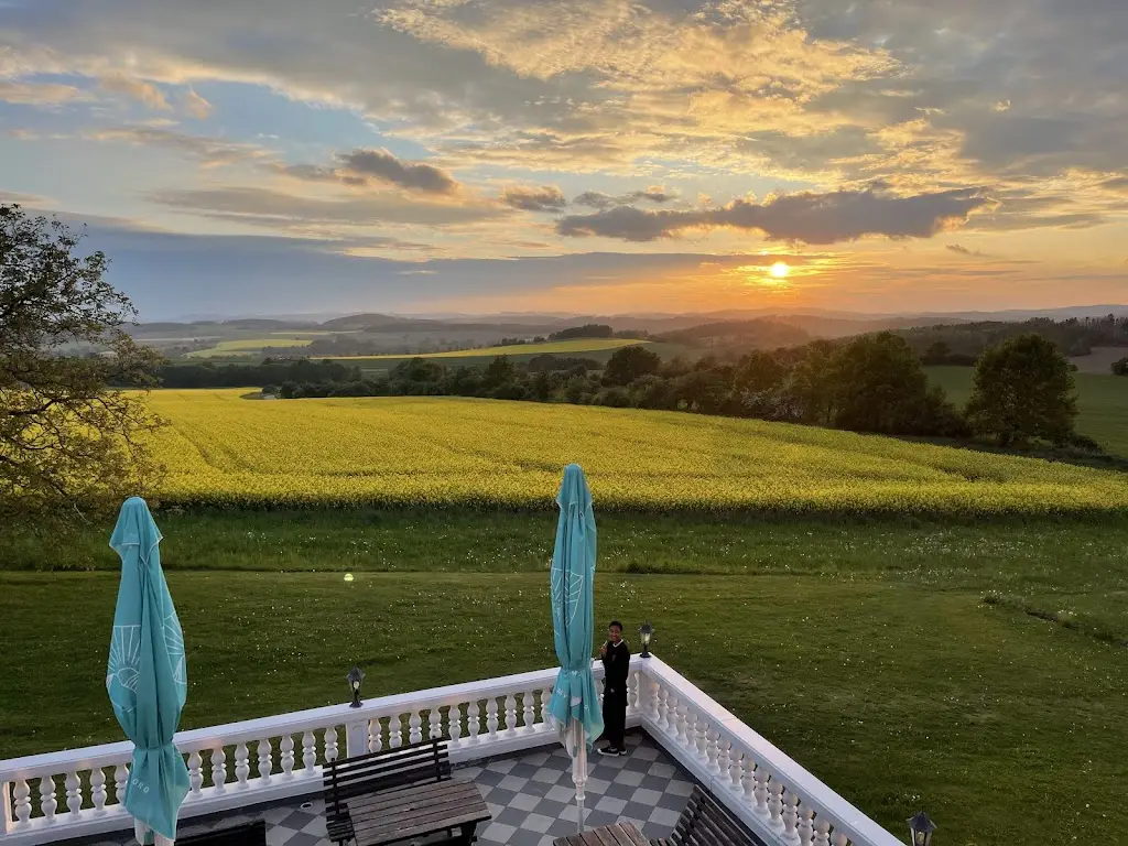 Brett Hilton_Hotel Štamberk_Načeradec_review