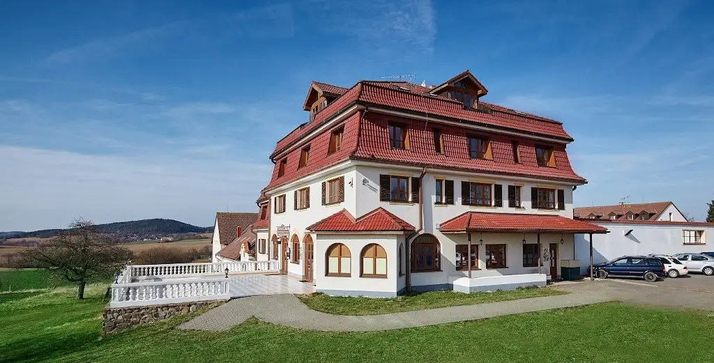 Hotel Štamberk_Načeradec_slider_image_1