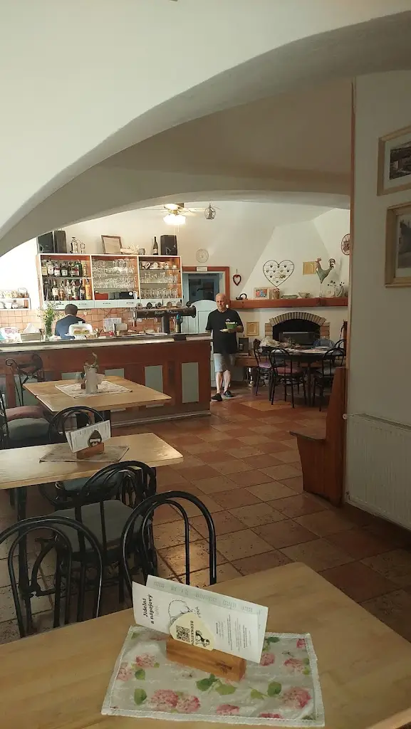 Zd. Socha_Hostinec U Beranů_Okres Tábor_review