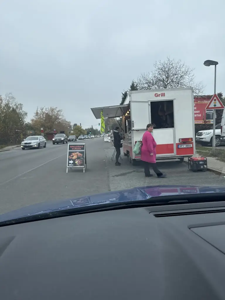 Martin Moravčík_Lux’s Grill Mukařov_Mukařov_review