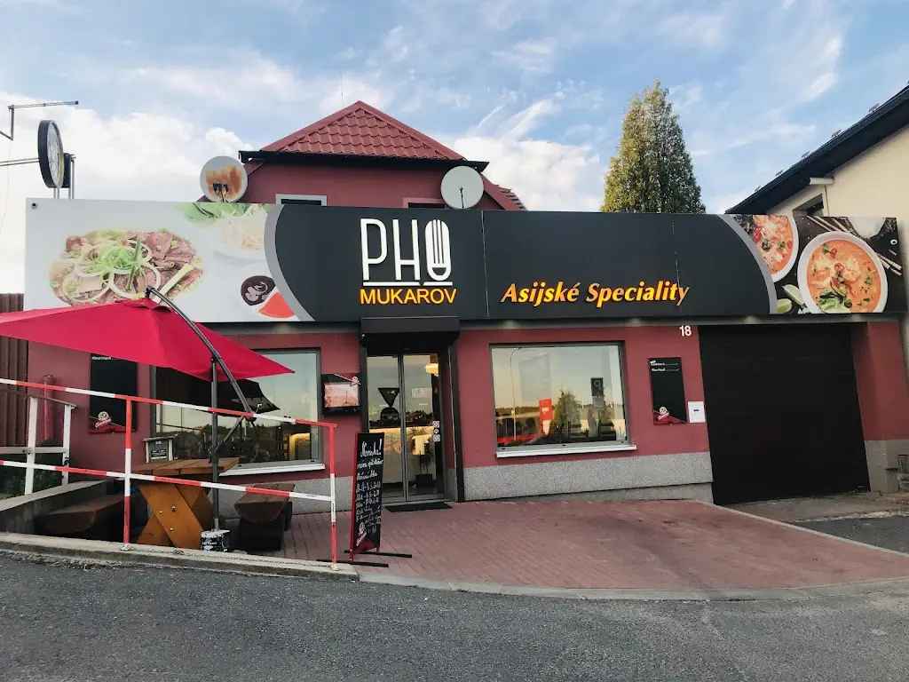 Phở Mukarov_Mukařov_slider_image_1