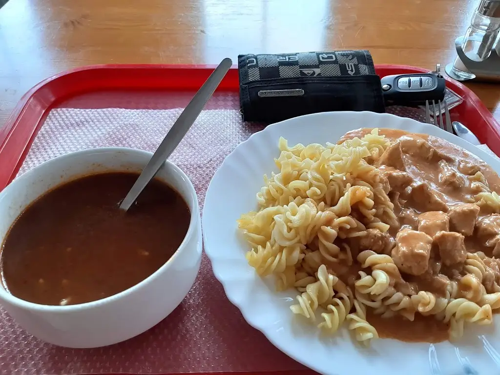 Jídelna u Aničky_Mukařov_slider_image_2