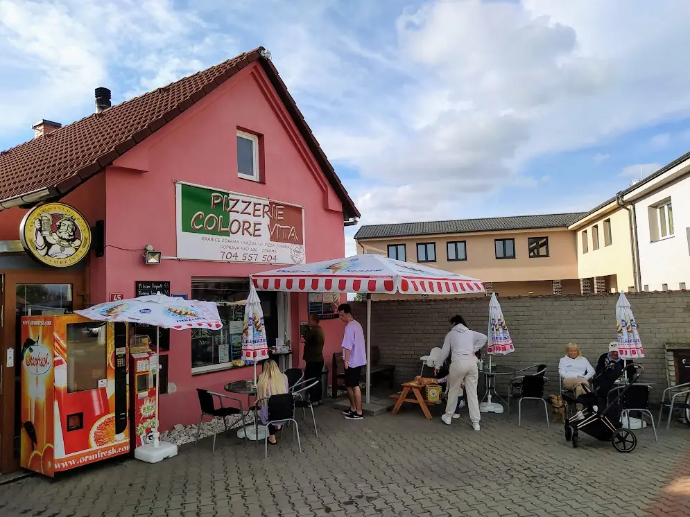 Vladimir Pecha_Pizzerie Colore Vita_Nehvizdy_review