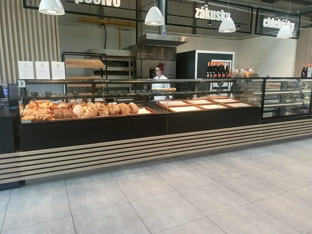 Pekárna & Bistro Tradice_Nehvizdy_slider_image_3