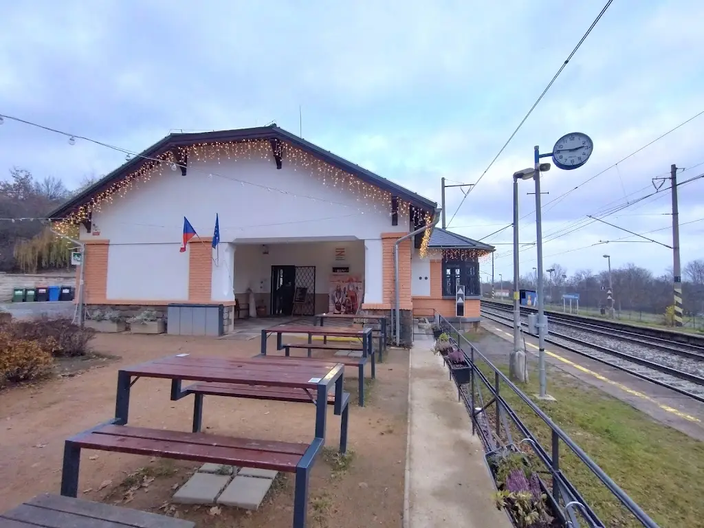 Infocentrum kavárna Nelahozeves_Nelahozeves_slider_image_1