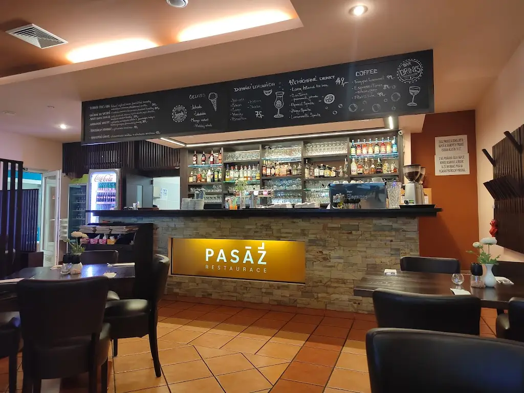 Modrá pasáž restaurant restaurant in Nelahozeves