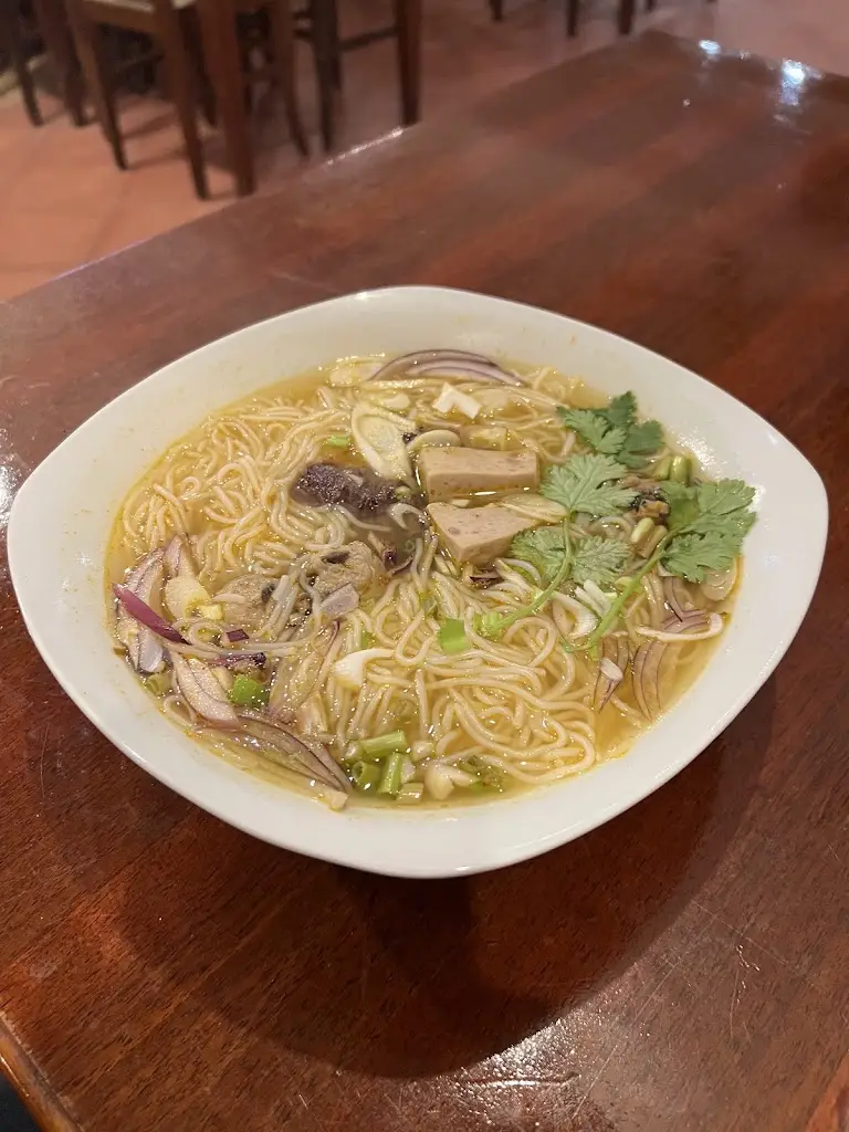 Petr Vilgus_Victoria restaurace_Kralupy nad Vltavou_review