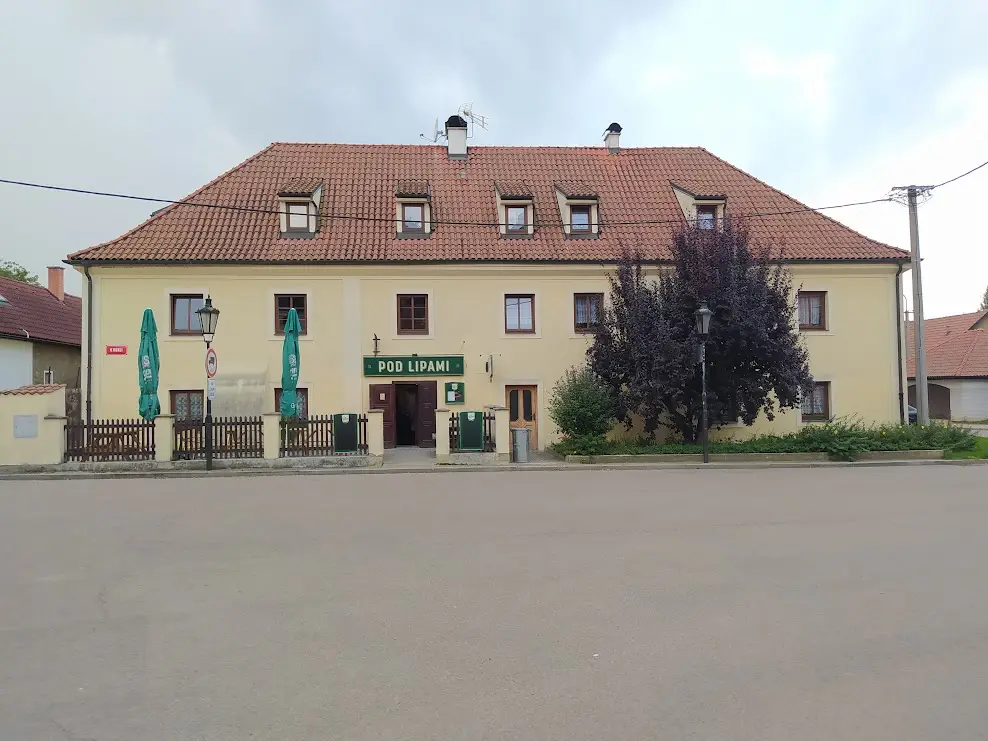 Hostinec Pod Lipami_Kralupy nad Vltavou_slider_image_2