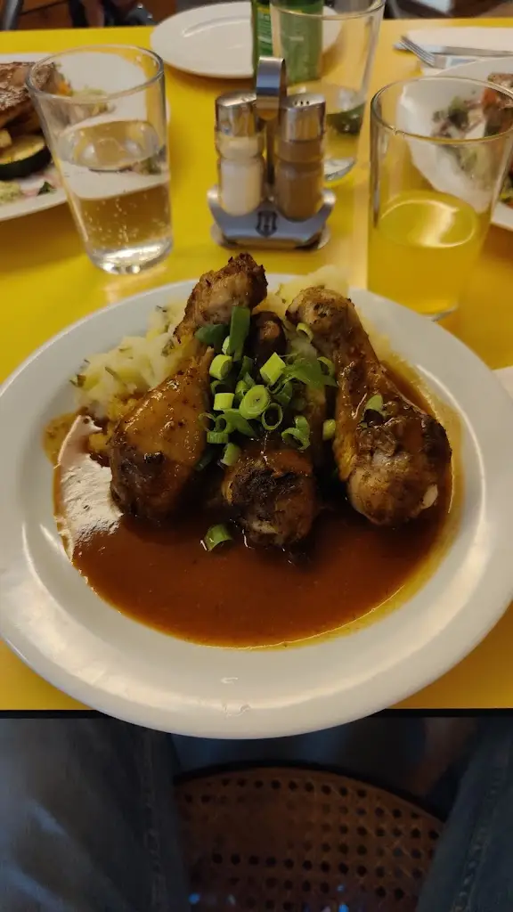 Niek Janssen_Restaurace Pobuda_Mšeno_review