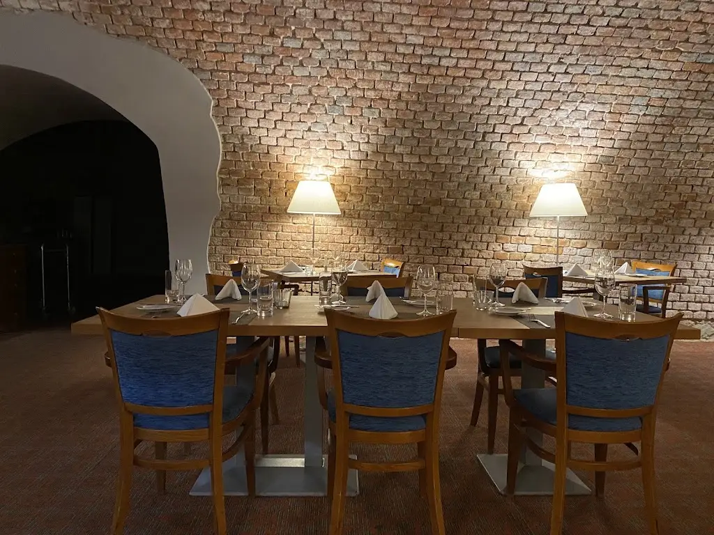 Shiri Shabtay_Restaurace La Cave Tábor_Okres Tábor_review