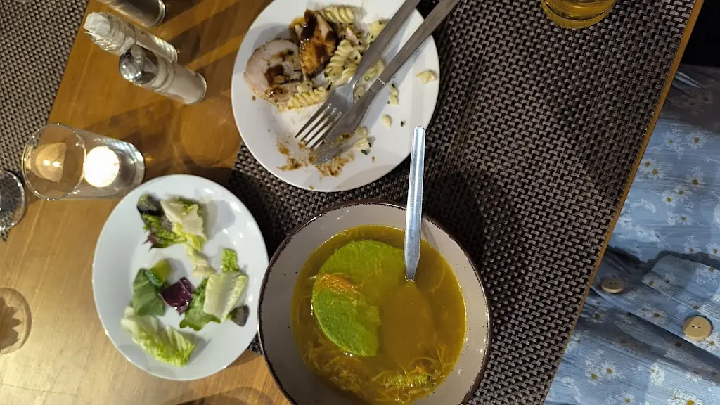 Liubov Stepanova_Restaurace La Cave Tábor_Okres Tábor_review