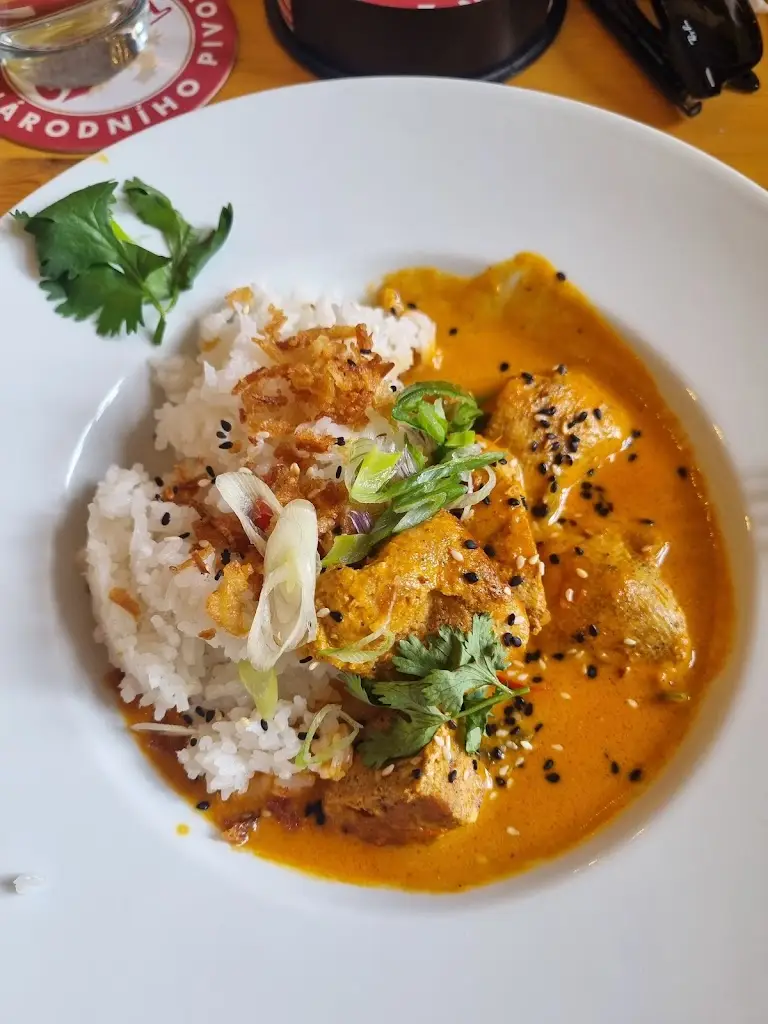 IV9NA6_ČERNÁ SRNA_Mšeno_review