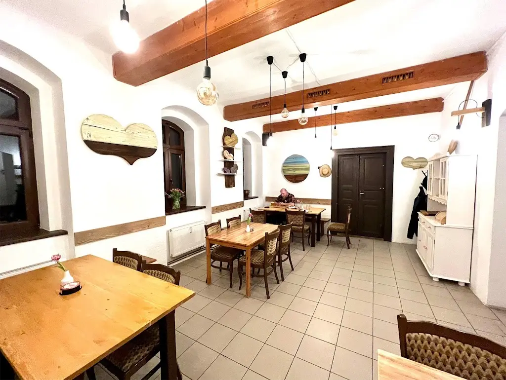 ČERNÁ SRNA restaurant in Mšeno