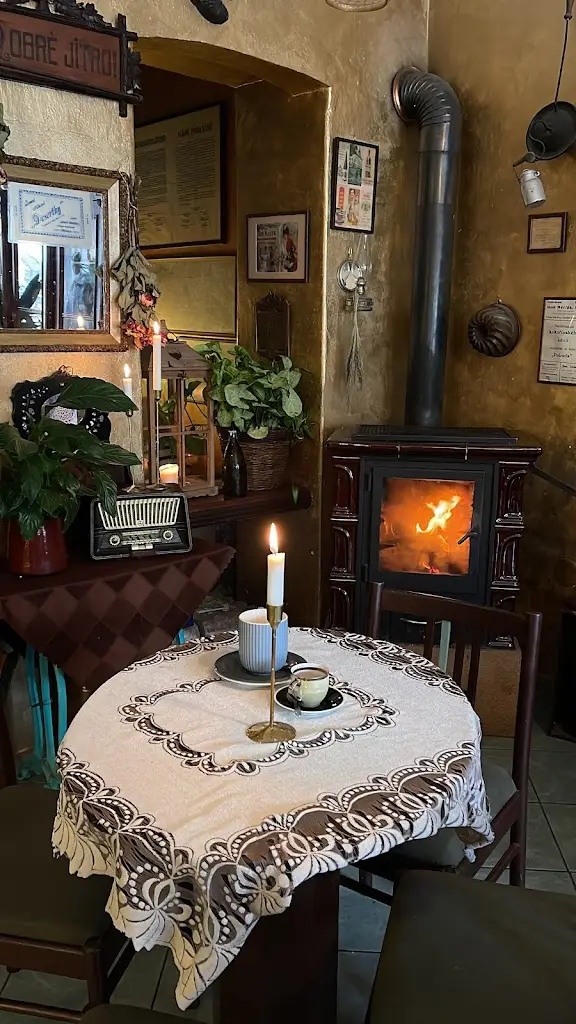 Dilyara Satybaldiyeva_Pastryshop U Živných a Měšťáků_Mšeno_review