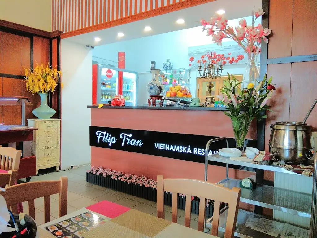 Sushi Wok Asian restaurant in Neveklov