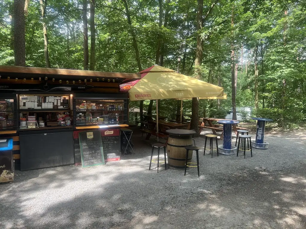 Občerstvení Na stovce restaurant in Neveklov