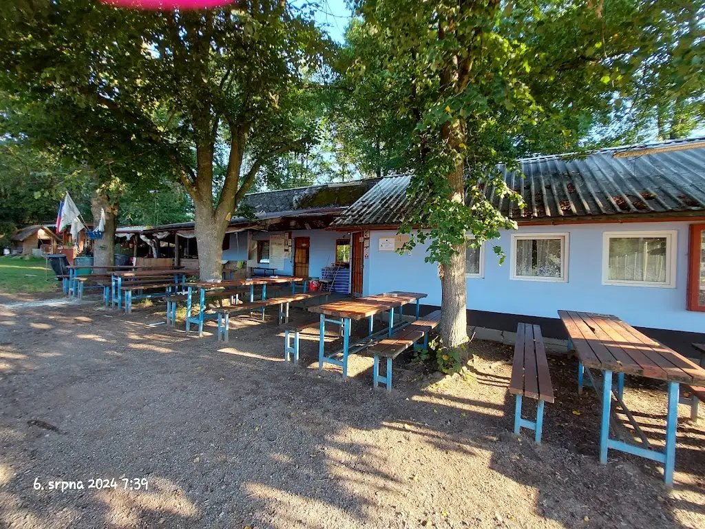 Gabriela Strnišťová_Letní restaurace Rezervace_Obecnice_review