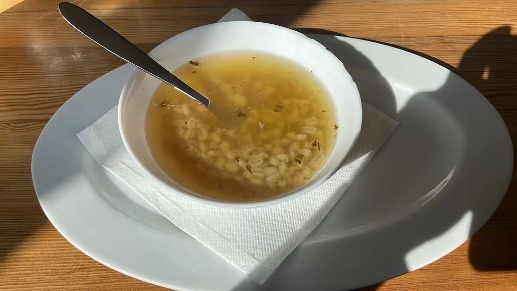 Terasa Ve Dvore Středoveky Hostinec_Obecnice_slider_image_2