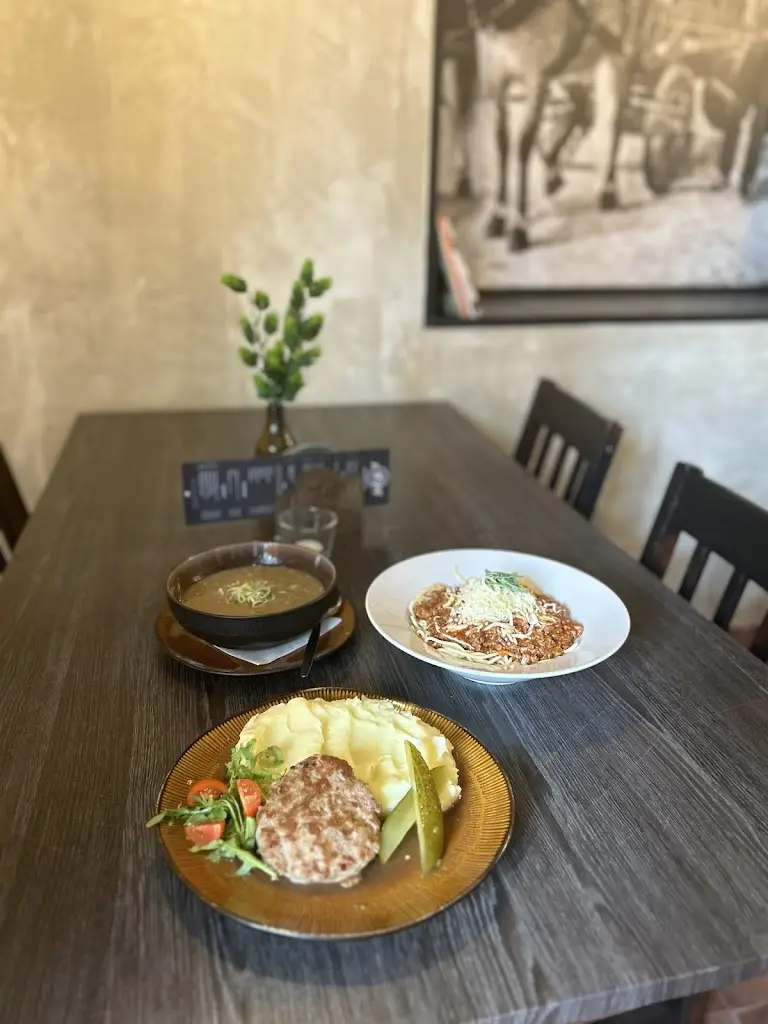 Restaurace U Lípy_Nižbor_slider_image_2