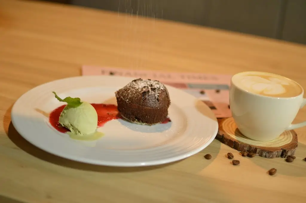 Marten restaurant_Neratovice_slider_image_2