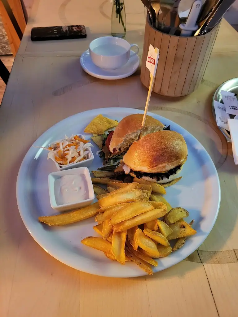 Maksym Shcherban_Mexikáno_Neratovice_review