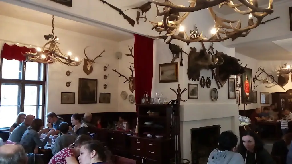 Old gamekeeper's lodge_Okres Benešov_slider_image_2