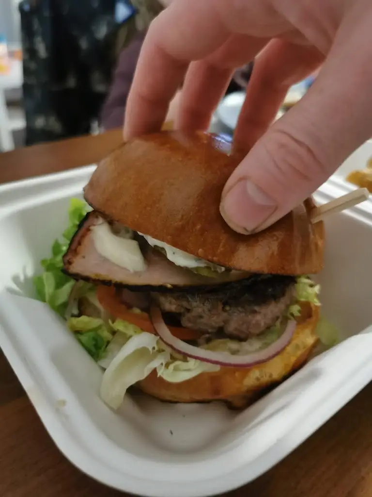 Menu_Ta Fabrika street food_Milovice_image_3