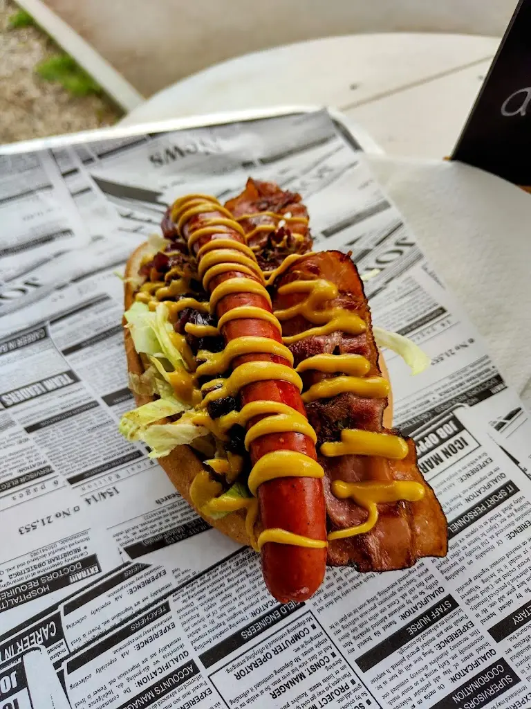 Lucie T._Ta Fabrika street food_Milovice_review