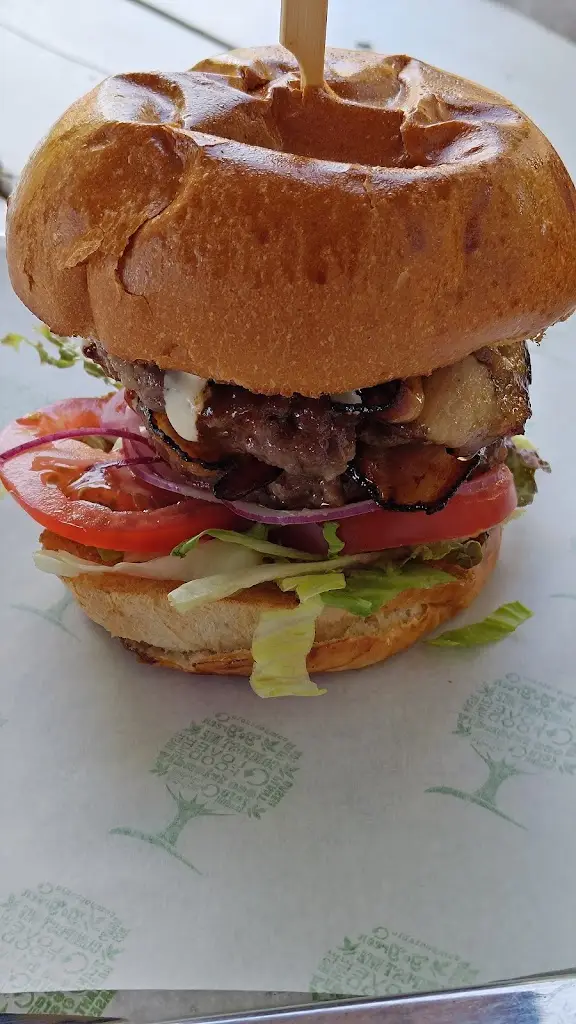 Michal Krizek_Ta Fabrika street food_Milovice_review